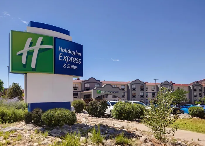 Hotel with Tennis: Holiday Inn Express Hotel & Suites Moab By Ihg